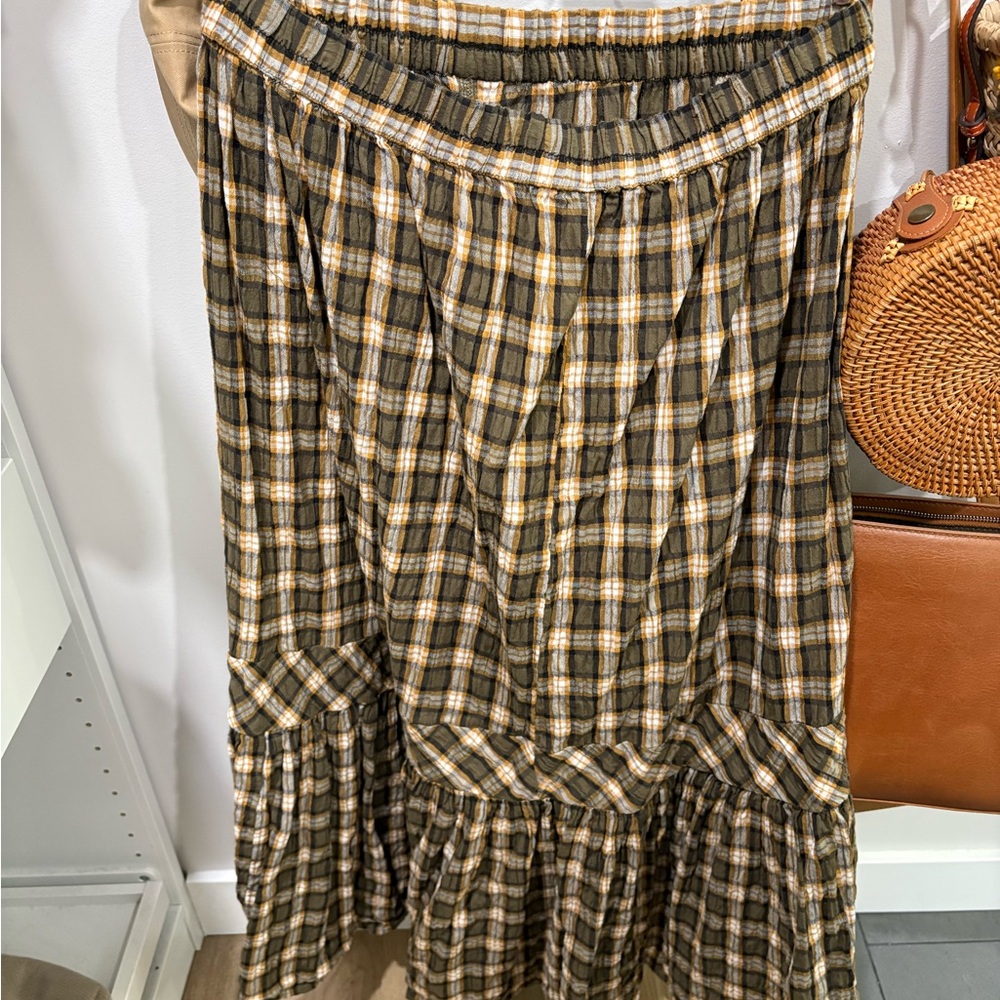 AE midi skirt